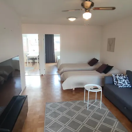 Saunallinen Tilava Kaksio Keskustan Ja Rautatieaseman Tuntumassa * Hämeenlinna