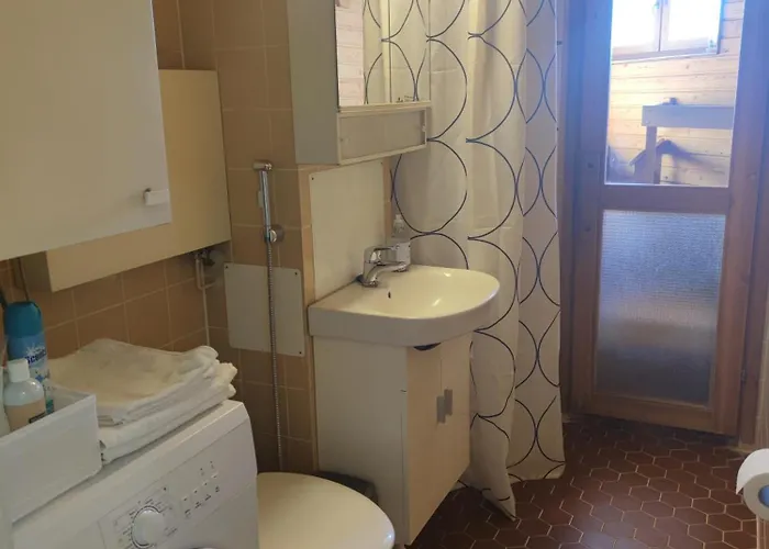 Saunallinen Tilava Kaksio Keskustan Ja Rautatieaseman Tuntumassa *